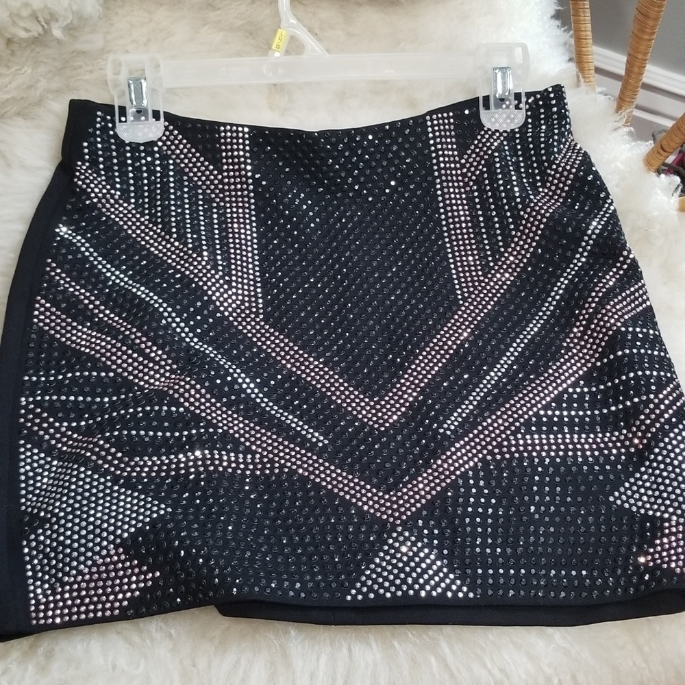 H&M mini skirt !! Price drop !!